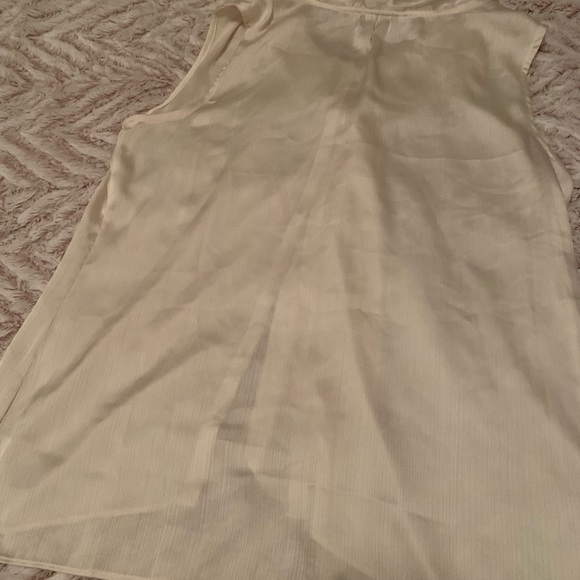 Tank - Picture 3 of 3